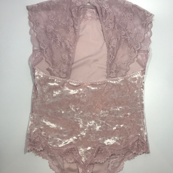 Victoria's Secret Crushed Velvet Teddy Pink - Picture 14 of 15